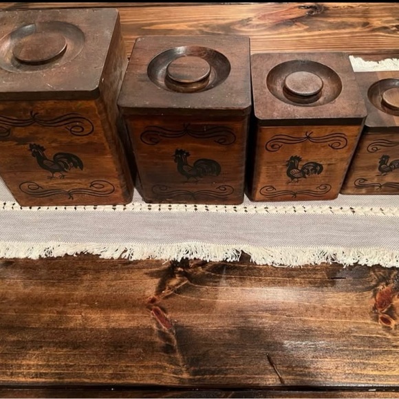 Vintage Rustic Brown Wooden Canister Set with Rooster Design, set of 4, see pics - Picture 1 of 6